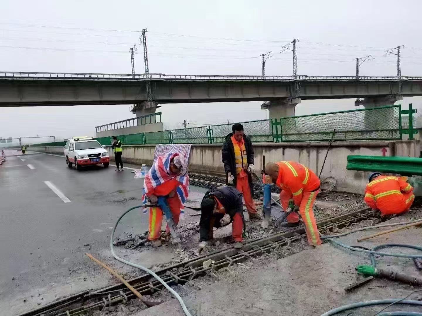 余干桥梁伸缩缝抢修料